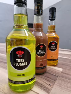 Melon 700 ml Tres Plumas - comprar online