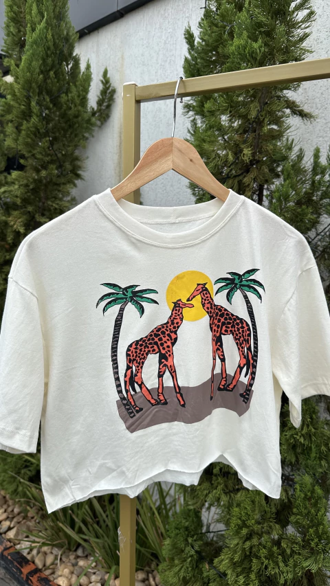 Croped Rita Girafa Off - comprar online