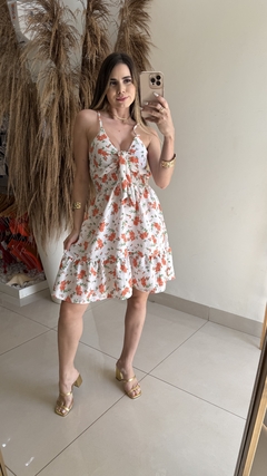 Vestido Iris Branco/Laranja na internet