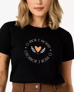 T-shirt o amor na internet