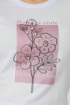 T-shirt Floresça na internet