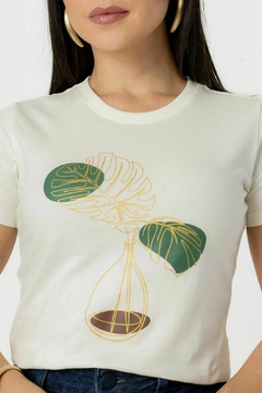 T-shirt Duas Folhas - comprar online