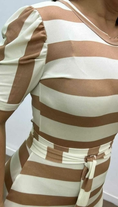 Vestido Bianca na internet