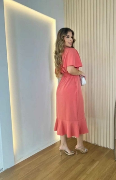 Vestido Lari na internet