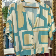 Blusa Ana na internet