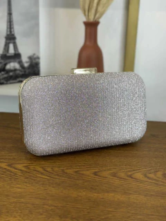 Clutch Gaia na internet