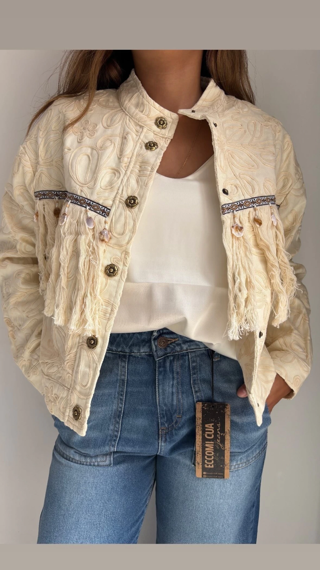 Campera bordada