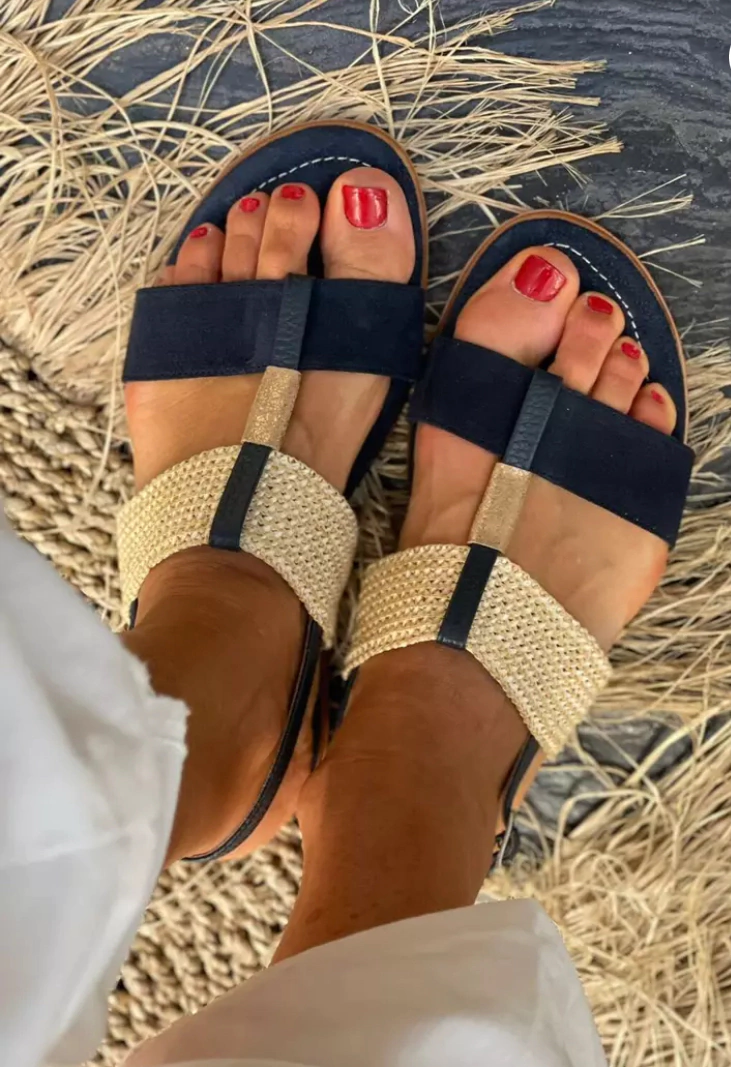 sandalias de cuero azul