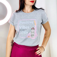 T-SHIRT VIBES CINZA MESCLA