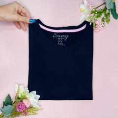 T-SHIRT AZUL MARINHO LISA - By Líryo