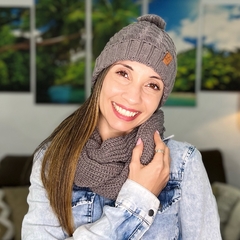 TOUCA DE LÃ - PRATA