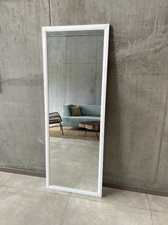 Espejo marco de madera liso - comprar online