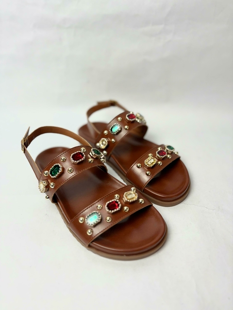Amélia - Papete Feminina Caramelo com Aplicações em Pedras Coloridas
