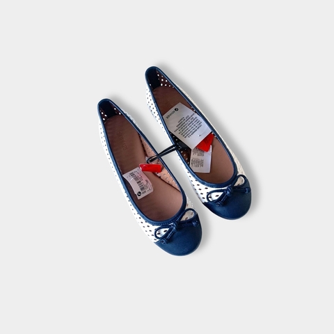 Sapatilha azul e branco Satinato NOVA