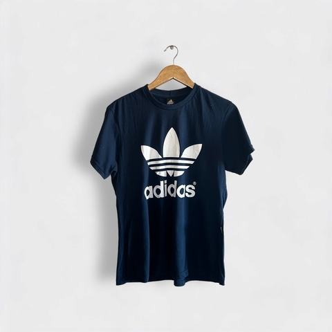 Tee Adidas (réplica) NOVA
