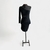 Vestido preto canelado fenda cintura EJO