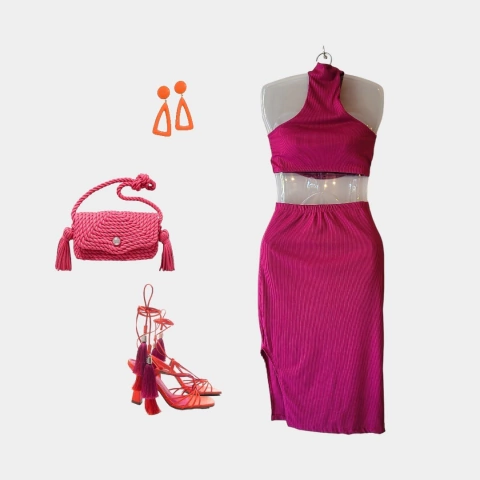 Conjunto fúcsia top gola alta + saia midi NOVO
