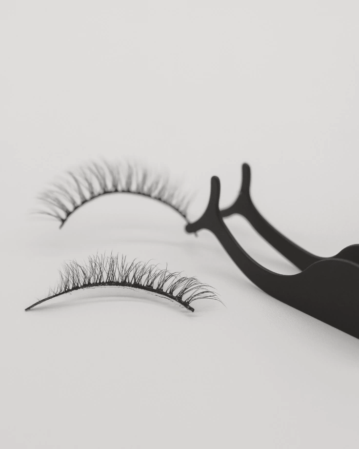 <p><span style="text-transform: uppercase; font-size: 18px; font-family: Outfit, Outfit_Fallback; line-height: 18px">SHOOW TOOLS</span></p>
