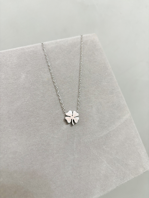 Colar Trevo aço inox