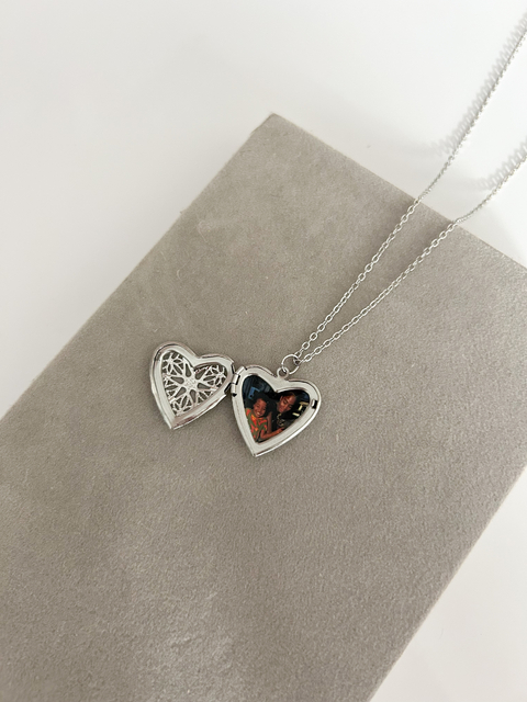 Relicário Coração Vazado M-aço inox (ACOMPANHA FOTO) - comprar online