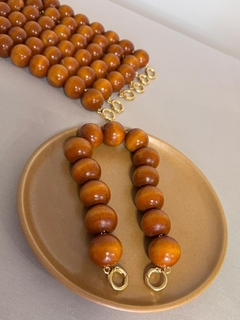 Alça de Mão com bolinhas de madeira - comprar online
