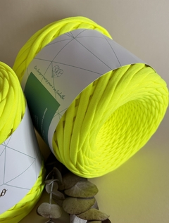 Fio de malha Premium 25mm - Amarelo neon 400g