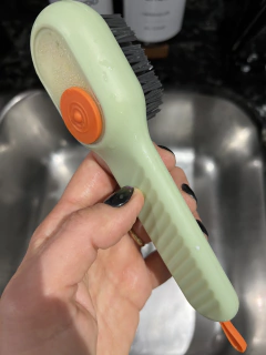 CEPILLO RECARGABLE CON MANGO en internet