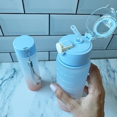 DUO DE BOTELLAS MOTIVACIONALES en internet