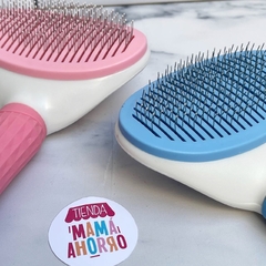 CEPILLO SACAPELOS PARA MASCOTAS AUTOLIMPIANTE - Tienda Mamá Ahorro