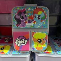 LUNCHERA PERSONAJES CON DIVISIONES