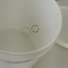 BALDE FERMENTADOR COMPLETO COM TORNEIRA HERC • 20L - LET IT BREW