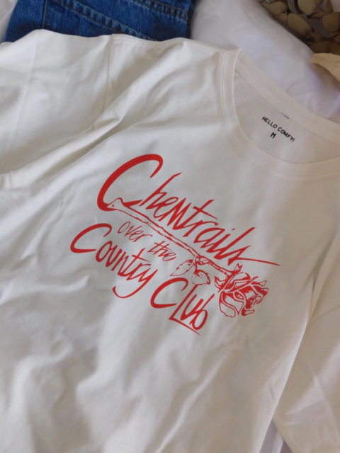 Remera CHEMTRAILS x LANA DEL REY