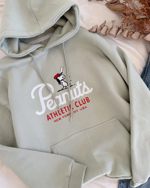 Buzo PEANUTS ATHLETIC CLUB // REGULAR FIT - comprar online