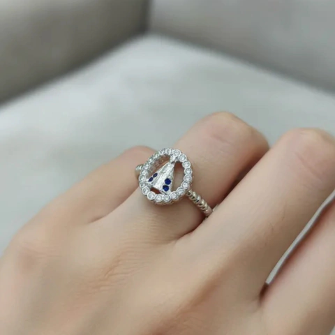 Anel Cravejado Nossa Senhora com Zircônia Banhado a ródio