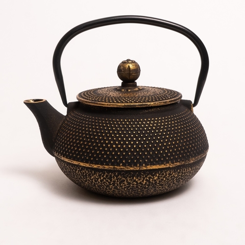 Tetera de Hierro Negra Mediana