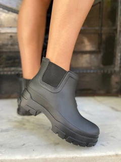 BOTA DE LLUVIA BAJA (C3000) - LUNA