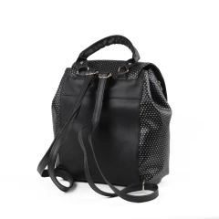 MOCHILA TACHAS Y PATCH (M2614)