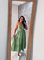 Vestido midi verde estampado com coração branco alcinha fina