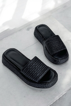 Sandalia Alaia rafia negro