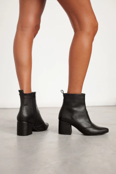 Botineta Catalina negro - comprar online