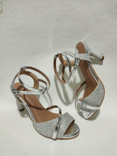 REF: 2016 Sandalia Gliter Prata/Laminado Prata - comprar online