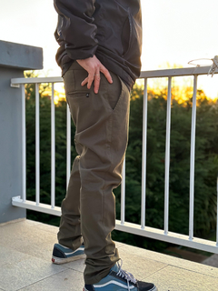 CHINO SLIM VERDE - comprar online