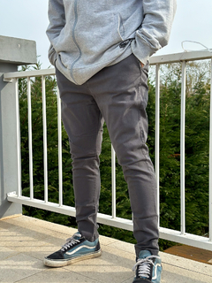 JOGGER BERLIN GRIS