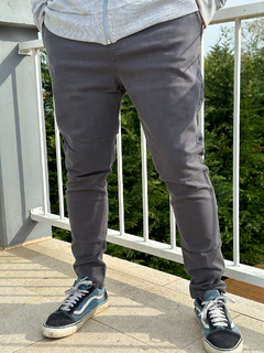 JOGGER BERLIN GRIS - comprar online