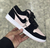 DUNK SB LOW - PRETO COM ROSA - comprar online