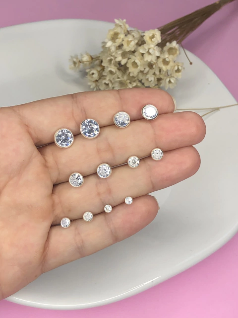 Brinco Ponto de luz com aro - comprar online