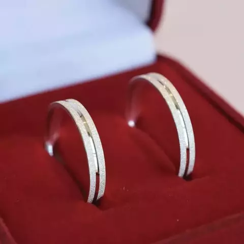 Aliança Diamantada 3mm - comprar online