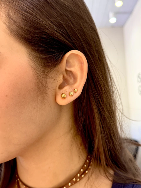 Trio de Bolinhas Douradas