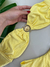 Biquíni tomara que caia amarelo na internet