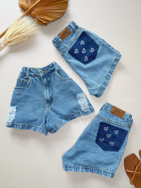Short Jeans Feminino Bordado Coração Bolso Traseiro Com Bolso Melhor Qualidade - comprar online